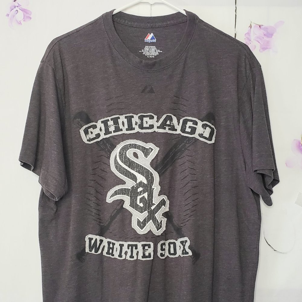 *SOLD* Majestic Graphic White Sox Applique Tee - Picture 6 of 6